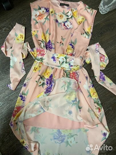 Платья 44 46р