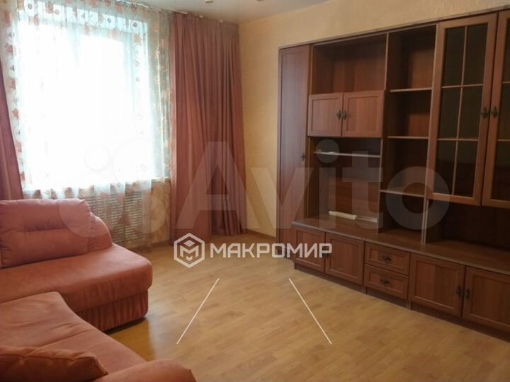 2-к. квартира, 60 м², 3/5 эт.