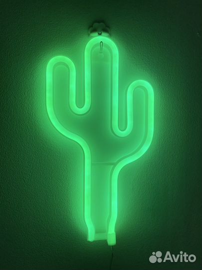 Лампа настольная зеленая