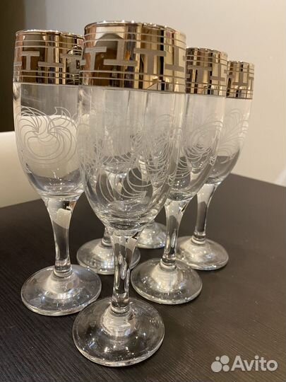 Бокалы для шампанского