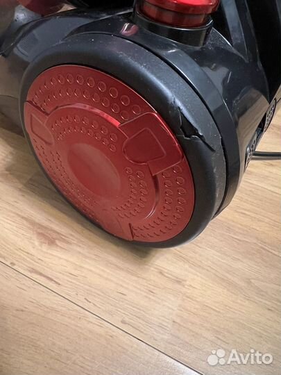 Пылесос HI HBL0D181 новый с браком