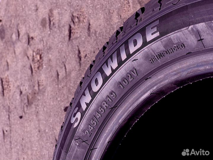 Sunwide Snowide 235/45 R17 84T