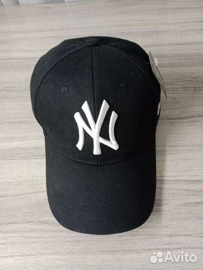 Новые бейсболки 