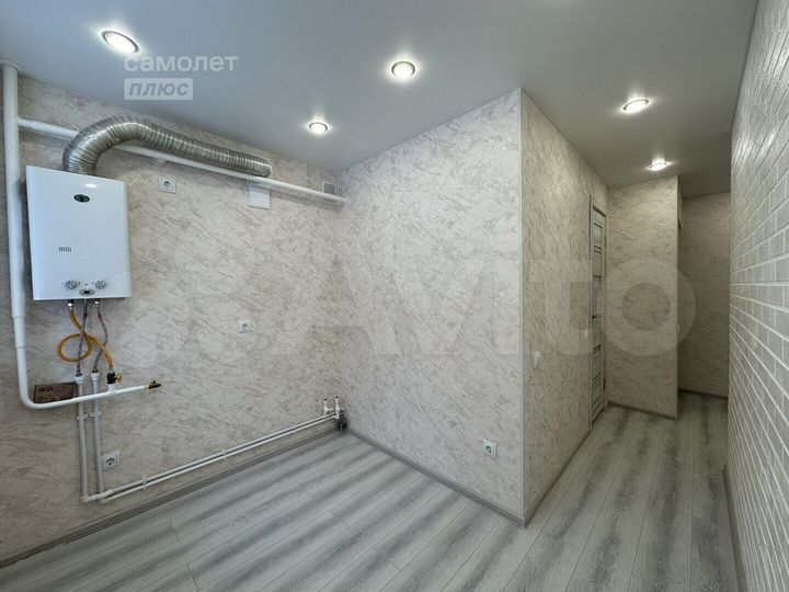 2-к. квартира, 40 м², 1/5 эт.
