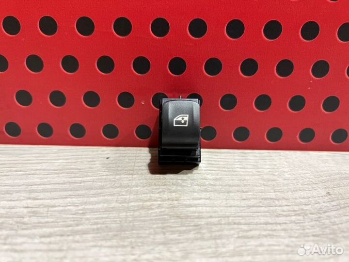 Кнопка стеклоподъемника Bmw 5 G30 B48B20A 2020