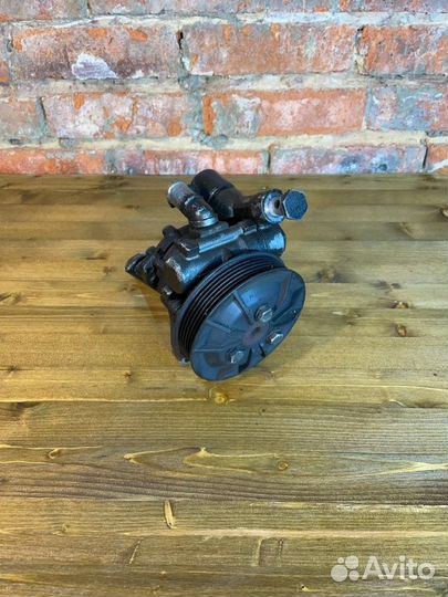 Насос гидроусилителя руля передний Bmw 5 E60