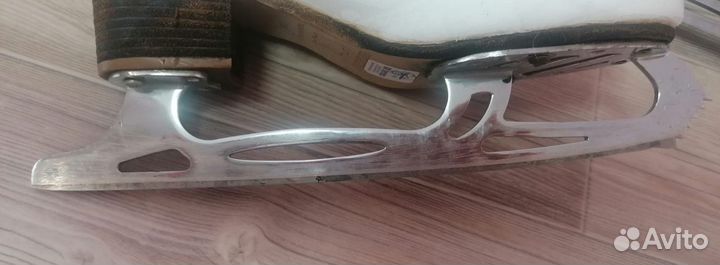 Фигурные коньки risport 245