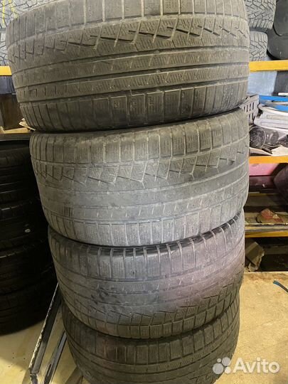 Accelera Iota 275/40 R20 19B