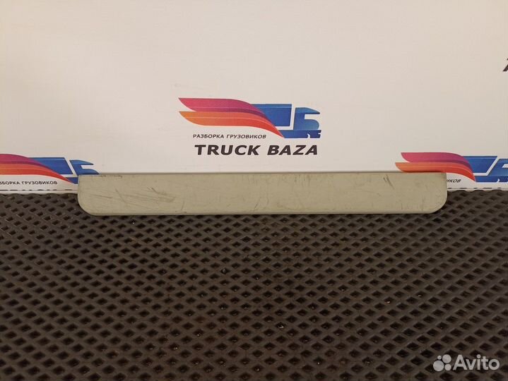 Заглушка панели приборов Iveco Stralis