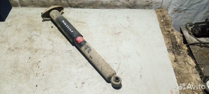 Амортизатор задний правый (Mazda CX-7)