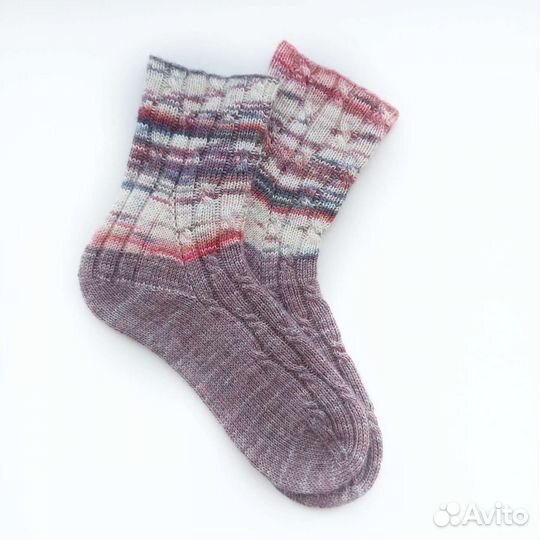 Носки вязаные ручной работы. Размеры разные