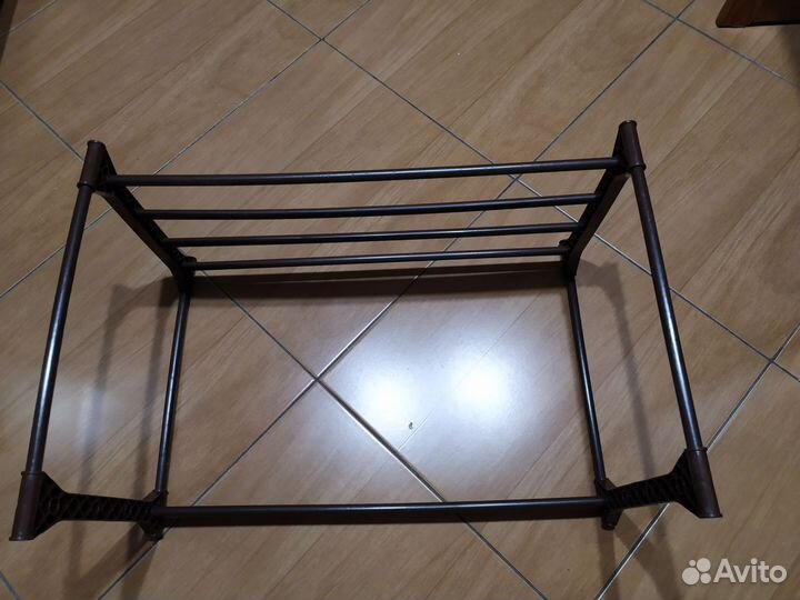 Полочка новая пластик