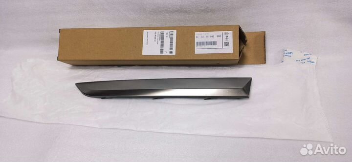 Защитная планка бампера задняя правая BMW G07/X7