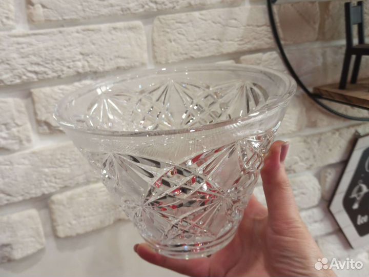 Хрустальная ваза