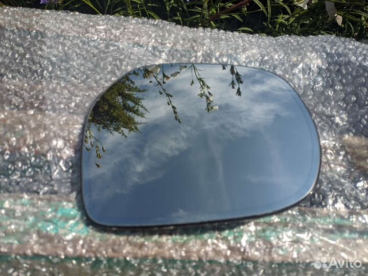 Левое Зеркало заднего вида Land Cruiser 200