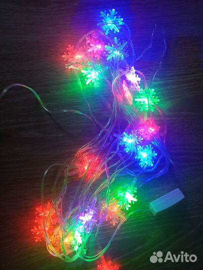 Гирлянда цветные снежинки 6м