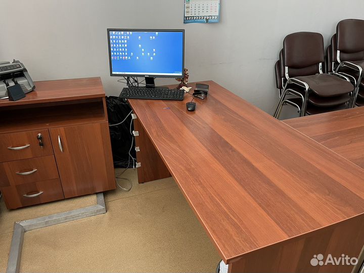Стол рабочее место руководителя