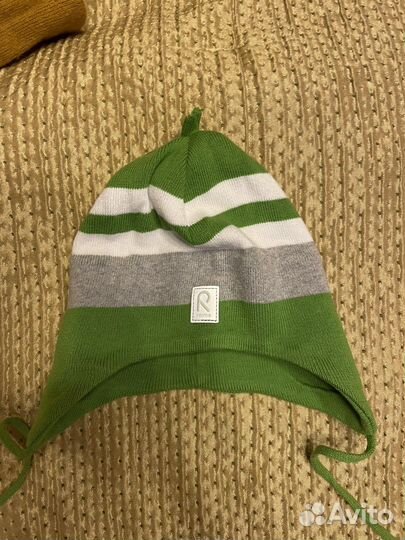 Шапка новая молния, reima шлемы желтые 52 размер