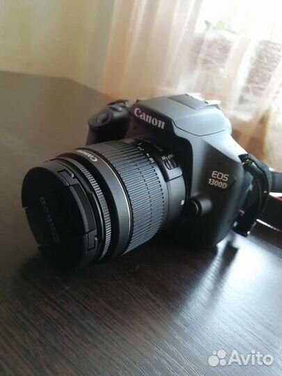 Фотоаппарат Canon 1300D Full kit+2 батареи и чехол