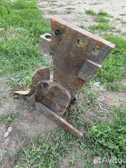 Стойка для плуга