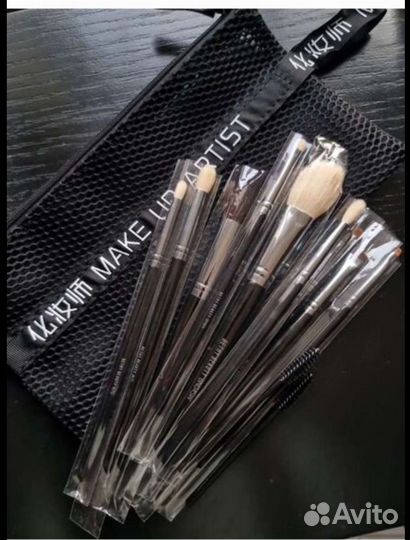 Новый набор кистей для макияжа в чехле