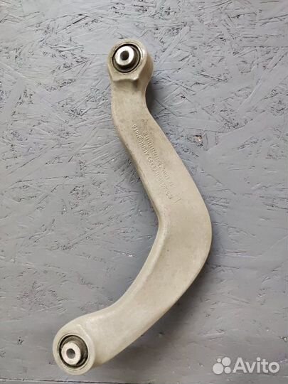 Рычаг подвески верхний задний левый Audi A6 C7