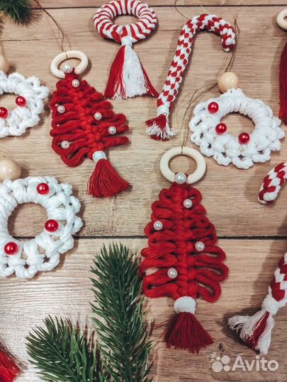 Набор ёлочных игрушек макраме
