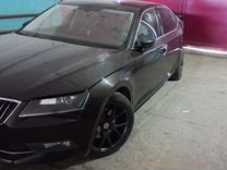 Skoda Superb 1.4 AMT, 2016, битый, 82 000 км, с пробегом, цена 1 450 000 руб.