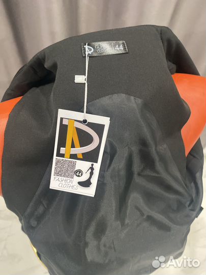 Жилетка женская 44