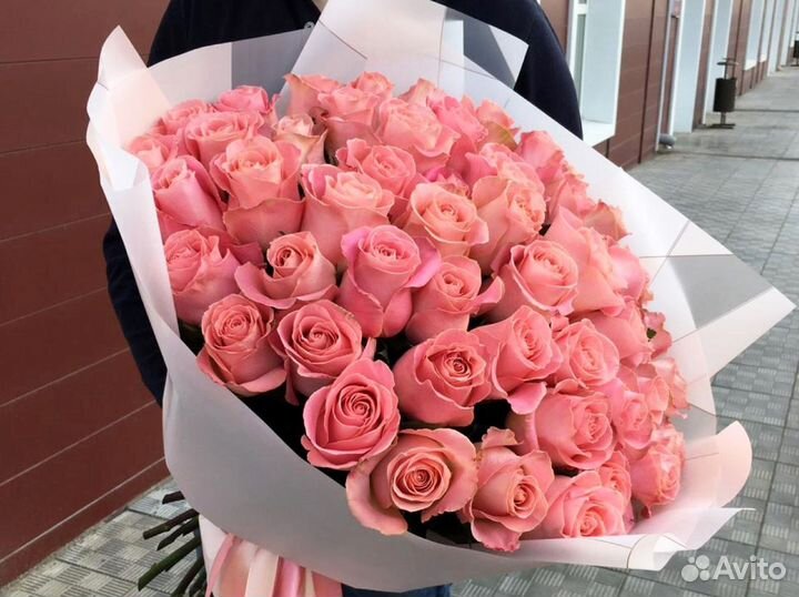 Букет из 81 розы