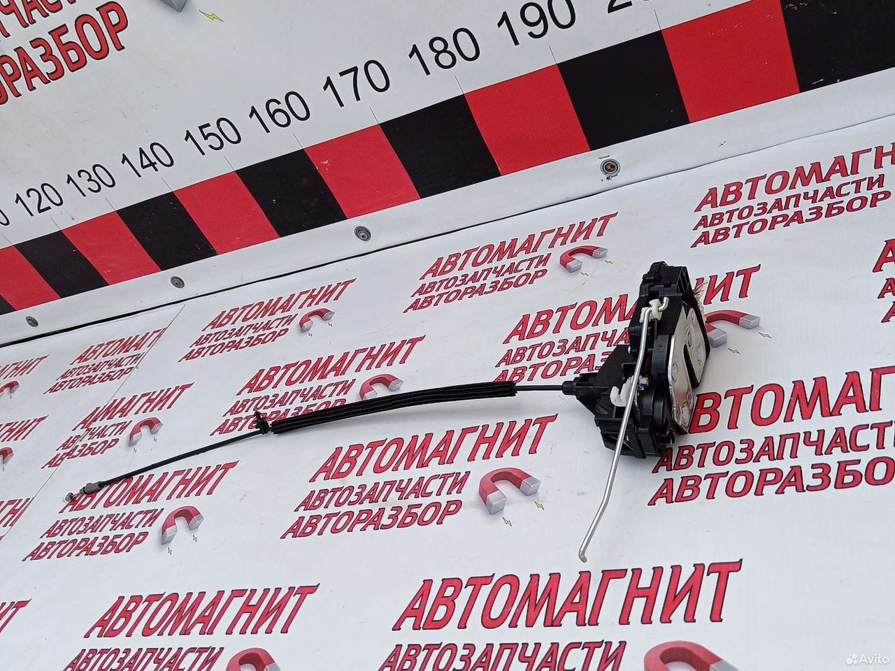 Замок двери передний левый Джили Кулрей Coolray