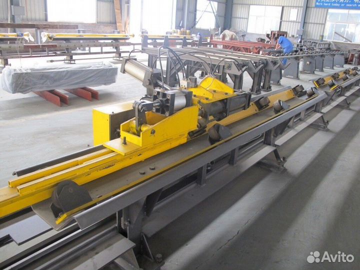 Автоматический станок для пробивки отверстий