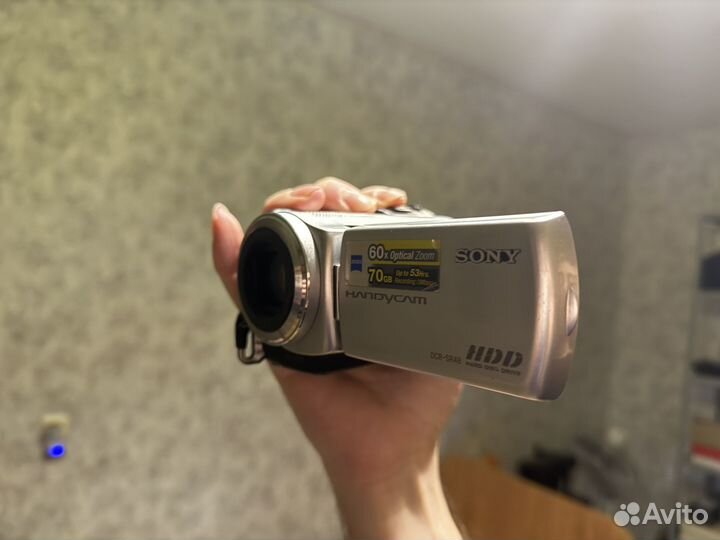 Видеокамера Sony HDD DSR-SR48