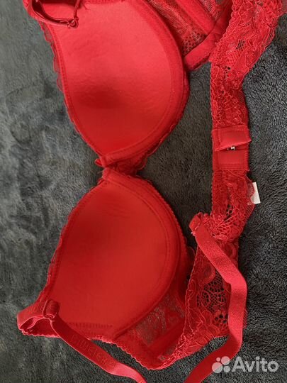 Бюстгальтер