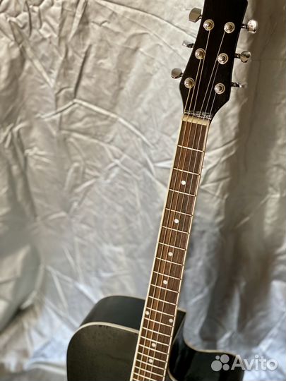 Акустическая гитара Martinez