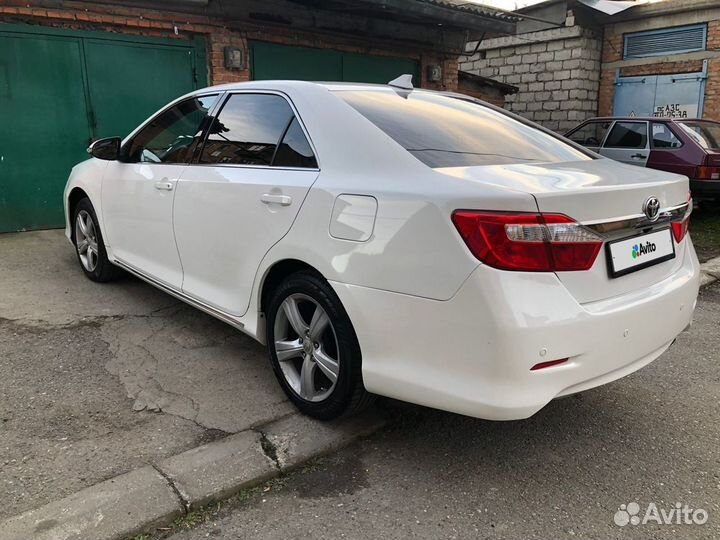 Toyota Camry 2.5 AT, 2012, 234 700 км