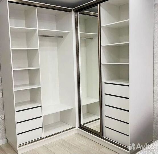 Шкаф стенка