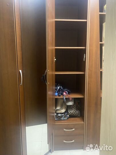 Шкаф в прихожую