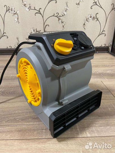 Аренда моющего пылесоса karcher, строительного