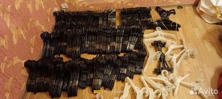 Вешалки плечики,взрослые, детские