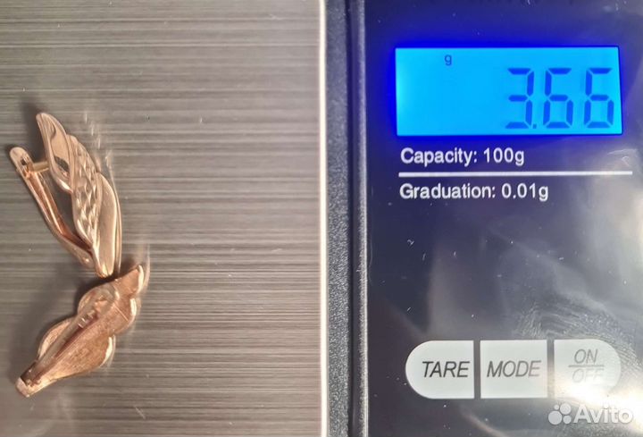 Золотые серьги 585 пробы