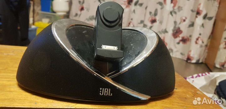 Колонка jbl