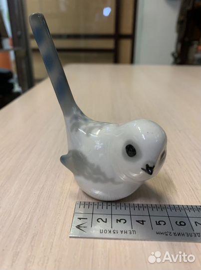 Статуэтка фарфоровая 