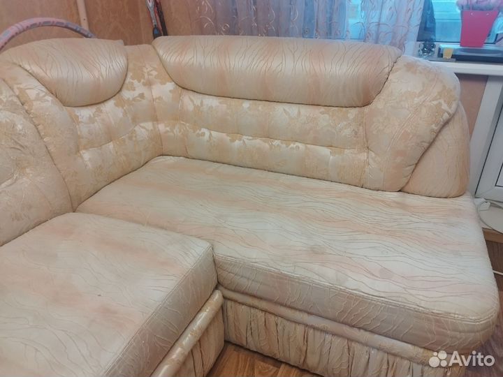 Угловой диван бу