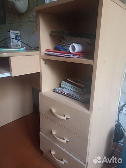 Письменный стол для школьника бу