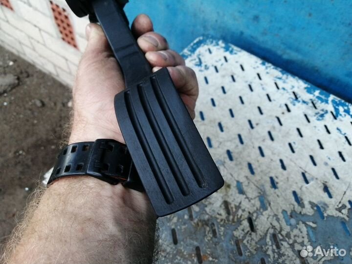 Педаль газа Ford Fusion Fiesta