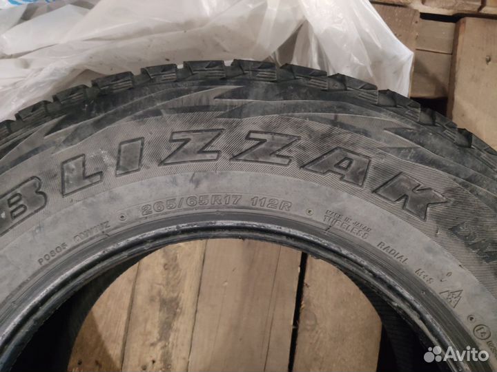 Bridgestone Blizzak DM-V1 265/65 R17 112R