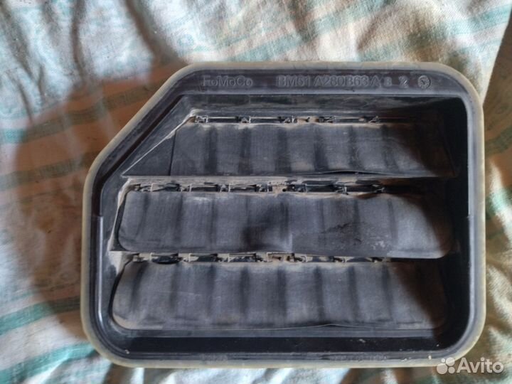 Клапан вентиляции багажника Ford Focus 3