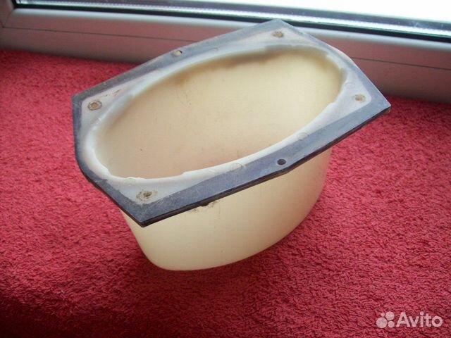 Стакан с.ч. прокладки динамиков,корпус Аккорд
