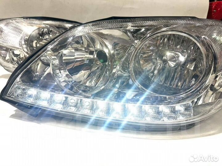 Фары рестайлинг передние Toyota Mark 2 110 LED